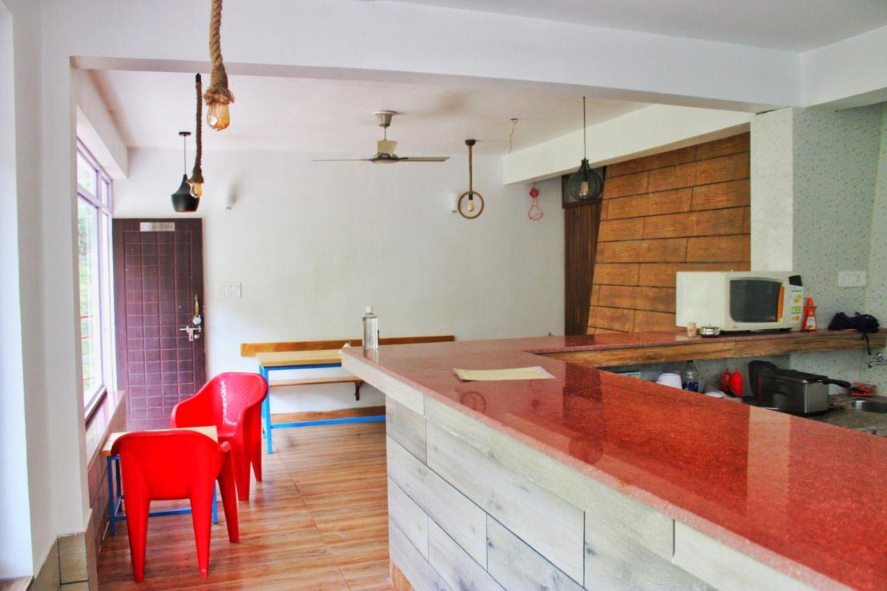 The Stream Side Hostel Mussoorie Buitenkant foto